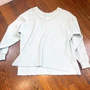🩵 DISCONT’D 🩵 Aerie Wonder Textured V neck — Small — 🩵 AQUAMARINE 🩵